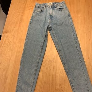 Zara Mom Fit Jeans